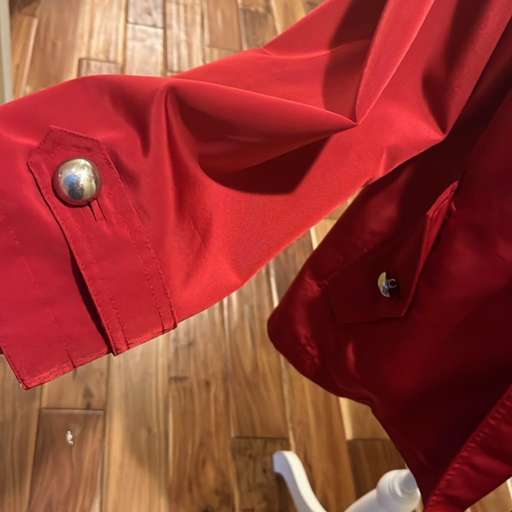 Red jacket - Picture 4 of 8